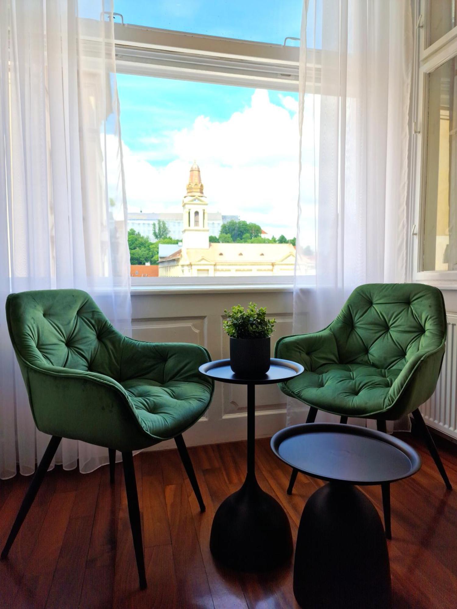 Apartment Exclusive View Cvjetni Trg Zagreb Ngoại thất bức ảnh