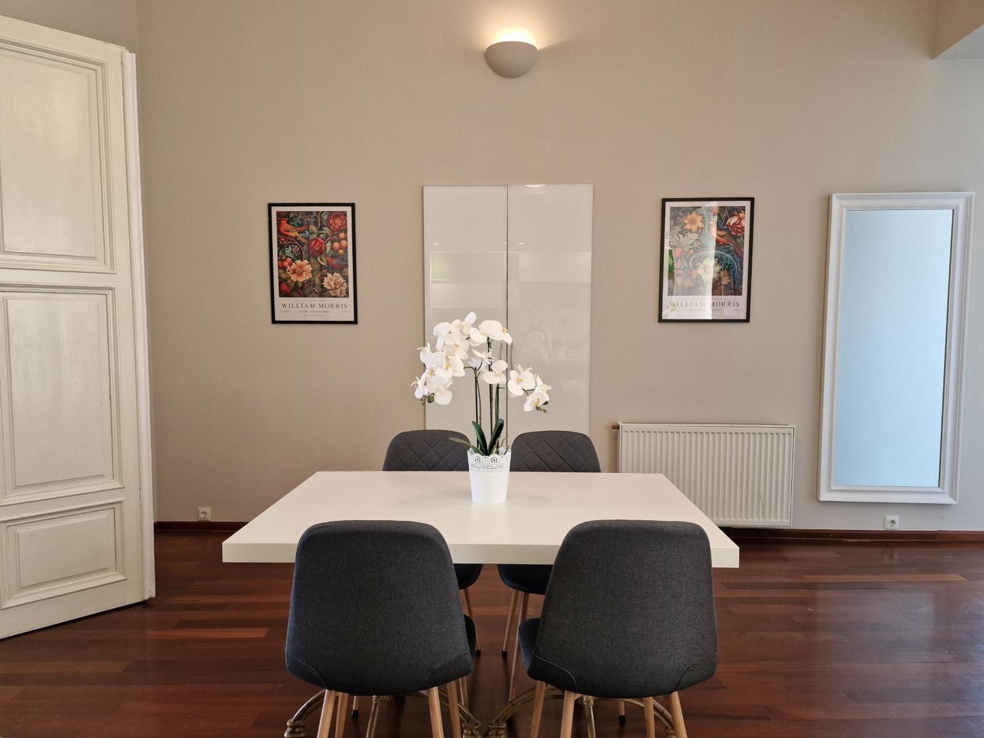 Apartment Exclusive View Cvjetni Trg Zagreb Ngoại thất bức ảnh