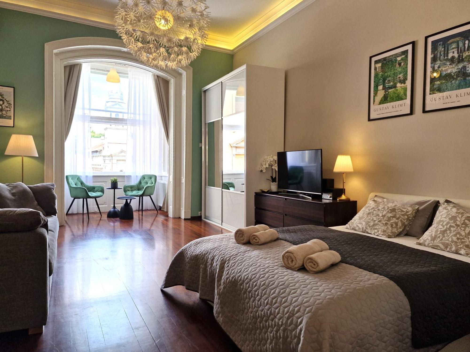 Apartment Exclusive View Cvjetni Trg Zagreb Ngoại thất bức ảnh